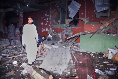 L'India bombarda il Pakistan: le immagini degli attacchi