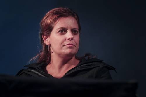 "Non intendo confrontarmi con la destra". Così Salis piega la democrazia
