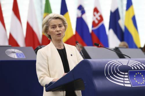 "Stop all'energia russa". Il piano di Von der Leyen per fermare il gas di Mosca