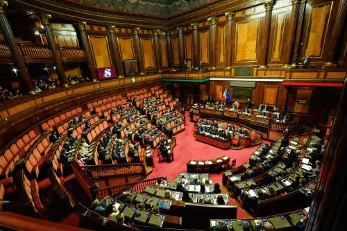 Un duello rusticano con Renzi e Conte. Dietro si muove già la partita elettorale