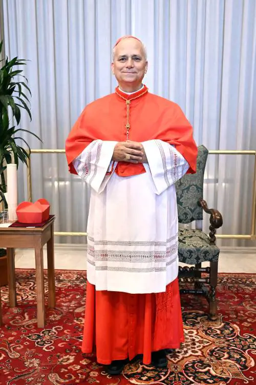 Robert Francis Prevost, ecco le foto di Papa Leone XIV