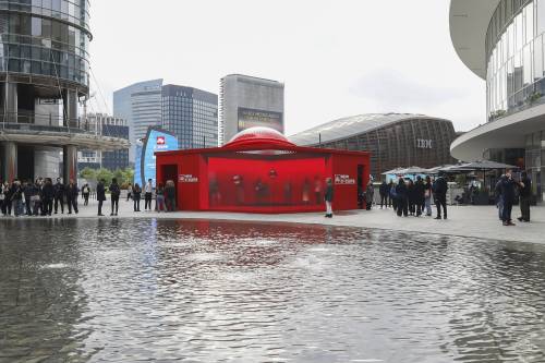 illy space in Gae Aulenti a Milano