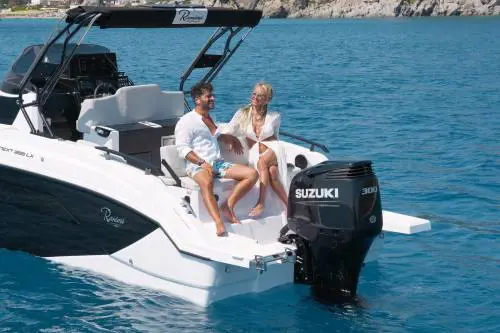 Suzuki DF250, DF225 e DF200: la potenza silenziosa che trasforma ogni uscita in mare in puro piacere