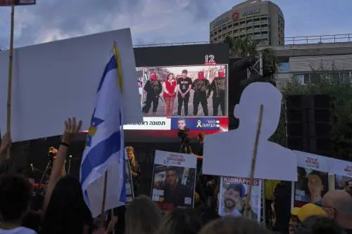 Hamas libera il soldato israelo-americano Edan: intesa con gli Usa