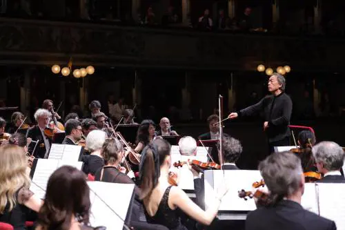 La Scala sceglie Chung. "Ma mano tesa a Gatti"