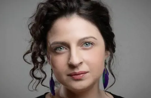 la scrittrice Christy Lefteri