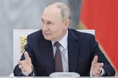 Putin all'angolo: "Europei deficienti"