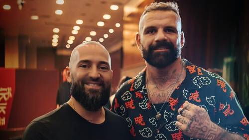 alessio sakara firma con bkfc italy sarà il volto del bare knuckle per 5 anni