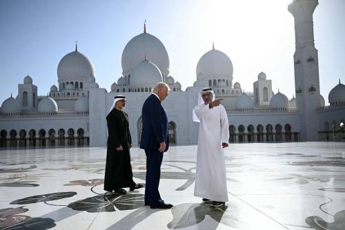https://img.ilgcdn.com/sites/default/files/styles/md/public/foto/2025/05/16/1747368050-azbuh7uddg86qgewa3aq-ansa.jpeg?_=1747368050