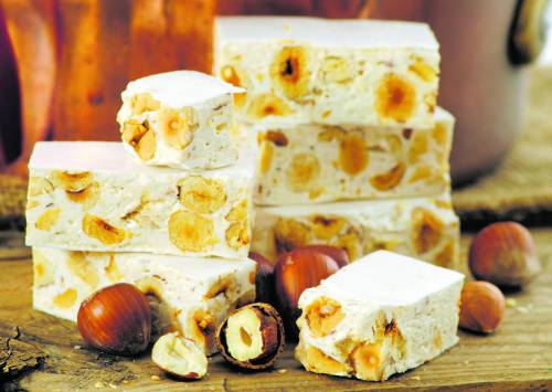 Mostarda e tortelli, ma è il torrone il re sulla tavola fin dal Medioevo