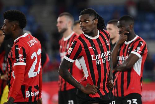 Disastro rossonero e lezione rossoblù: il calcio va gestito da chi sa di calcio
