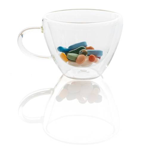 https://img.ilgcdn.com/sites/default/files/styles/md/public/foto/2025/05/16/1747387059-pills-4539099-1280.jpg?_=1747387059