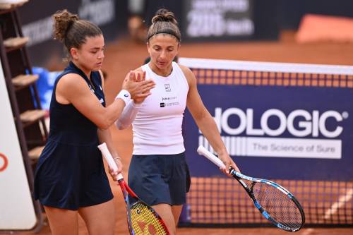 Tennis, Errani Paolini volano in finale agli Internazionali d