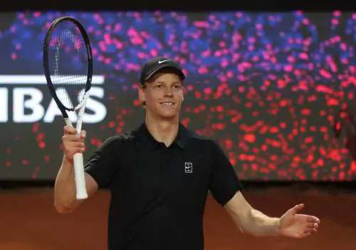 Oggi Sinner può battere Alcaraz e l'ipocrisia