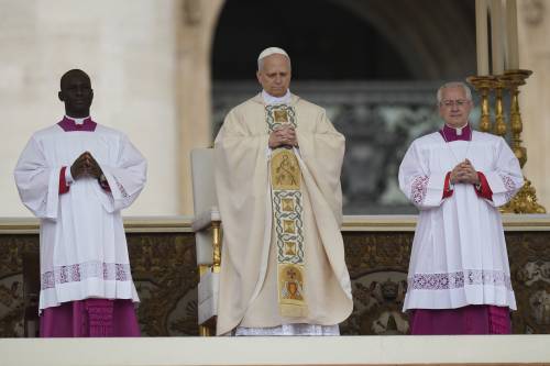 Leone XIV, al via l’insediamento. In piazza anche Mattarella, Meloni e Zelensky Leone XIV, al via l’insediamento. In piazza anche Mattarella, Meloni e Zelensky