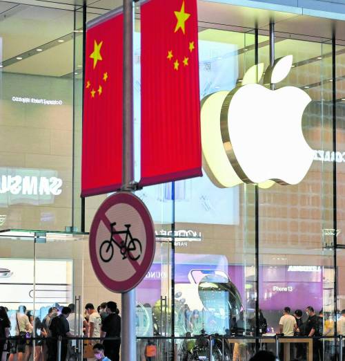 Il conflitto commerciale tra Cina e Stati Uniti ruota intorno a una mela Il conflitto commerciale tra Cina e Stati Uniti ruota intorno a una mela