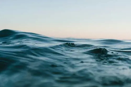 La scacchiera liquida. Ieri e oggi le sfide tra grandi potenze si giocano sul mare
