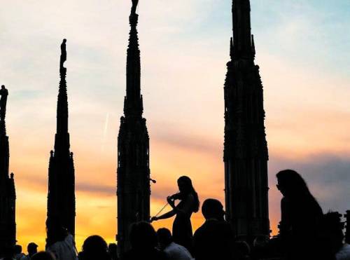 Musica e tramonto, torna l'appuntamento tra le guglie del Duomo