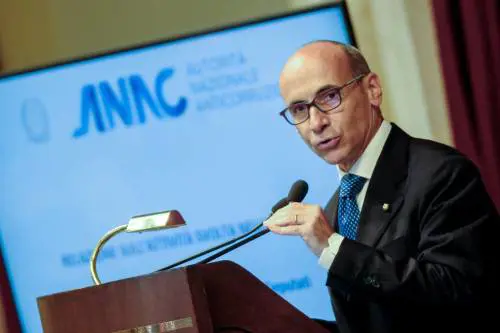 E il "grillino" Busia torna all'assalto di Palazzo Chigi