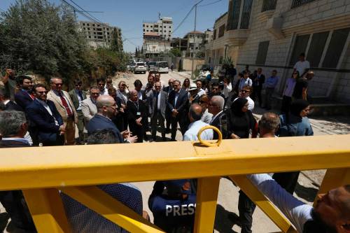 l idf spara sui diplomatici protesta delle cancellerie
