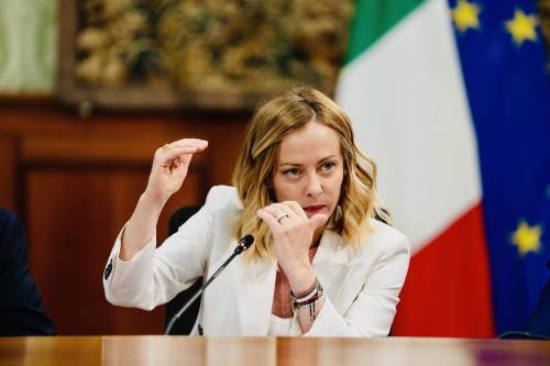 Il governo non ci sta: la Farnesina convoca l'ambasciatore. "Israele si fermi" 