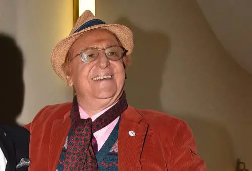 Il "professor Arbore" dà lezioni... di goliardia