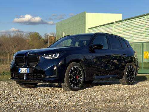 BMW X3 M50: la più sportiva della famiglia, tra comfort e grinta