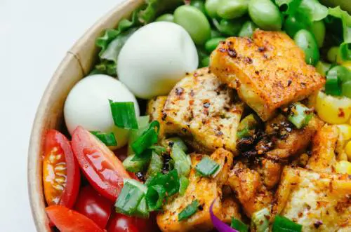 Che cos'è la "dieta portfolio" che riduce il colesterolo cattivo (e non solo): tutti i benefici