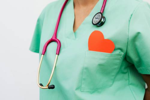Malattie cardiovascolari, i sette sintomi da non sottovalutare Malattie cardiovascolari, i sette sintomi da non sottovalutare