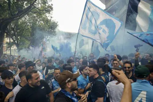 Allora Pd e 5s tolgano il Daspo agli hooligans