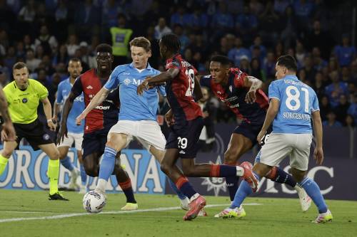 90 minuti per lo scudetto: Napoli la sblocca con McTominay al 42 90 minuti per lo scudetto: Napoli la sblocca con McTominay al 42