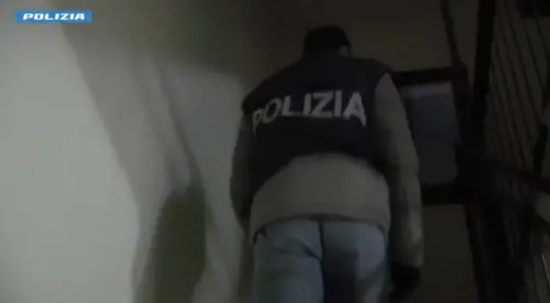 Manuali per le bombe e contatti con l'Isis: cosa faceva l'egiziano a Lecco