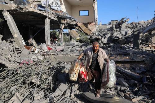 Gaza, si allunga la striscia di sangue | La diretta Gaza, si allunga la striscia di sangue | La diretta