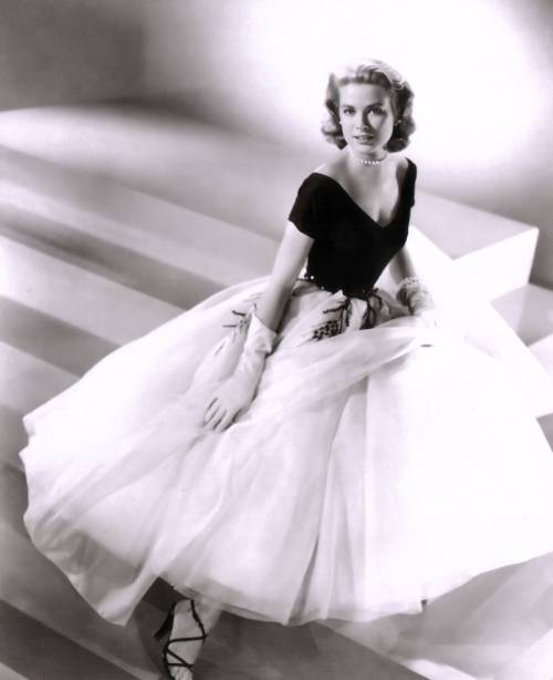Grace Kelly, la crisi del Principato e il sogno mai realizzato di tornare a recitare 