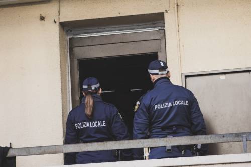 Senzatetto rumeno occupa la casa, parte lo sgombero lampo. È il primo caso col decreto sicurezza