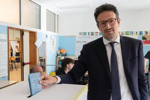 Elezioni, Ravenna resta a sinistra: Barattoni vince al primo turno