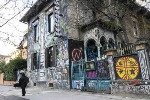 Il giudice dice "no" allo sfratto del Cantiere. "Non ci sono rischi, né motivi d'urgenza"