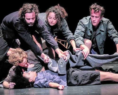 Divario tra uomo e natura: Esiodo torna con il Collettivo Bergman