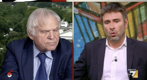 "Si vergogni", "Bambini palestinesi...". Scontro di fuoco tra Di Battista e Luttwak