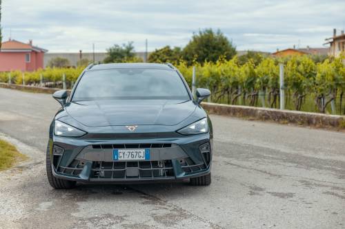 Il super ibrido con lo stile di Cupra, primo contatto con la gamma e-HYBRID