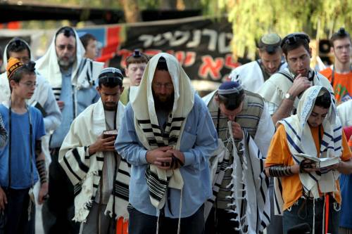 israele alza il livello dello scontro 22 nuovi insediamenti in cisgiordania da Ilgiornale.it israele alza il livello dello scontro 22 nuovi insediamenti in cisgiordania