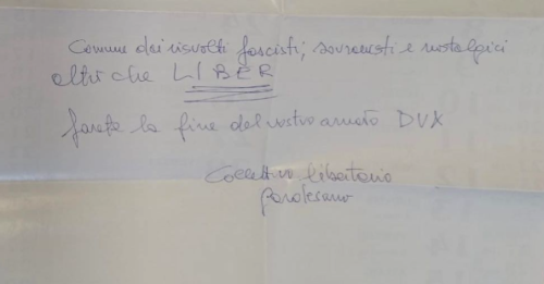 "Farete la fine del vostro amato Dux": minacce a Prevalle per la fiera del libro 