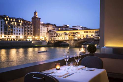 Borgo San Jacopo, cenando con Ponte Vecchio