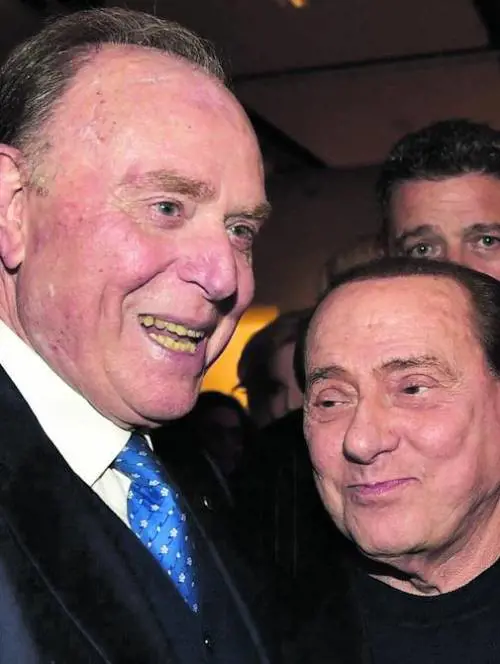 La Torre della Ricerca dedicata all'amicizia tra Berlusconi e Doris