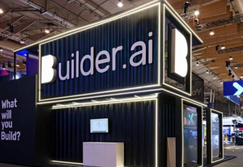 Builder.ai prometteva l’intelligenza artificiale, ma a realizzarla erano uomini in carne e ossa