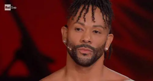 "Ha vinto tutto”: chi è davvero Chiquito, il ragazzo che ha conquistato Ballando con le stelle