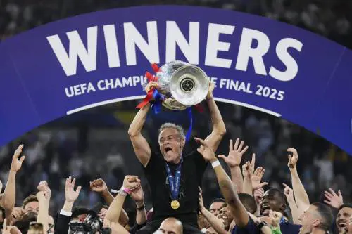 Chi è Luis Enrique, l'uomo dei triplete nuovo eroe della Champions