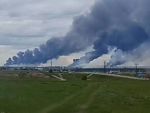Droni e 007 in azione: 40 bombardieri russi distrutti: "Attacco su vasta scala"
