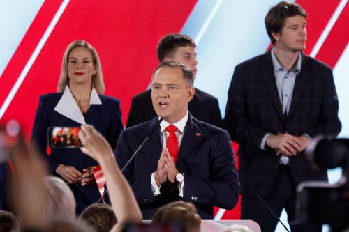 Nawrocki-Trzaskowski: Polonia con il fiato sospeso