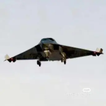 J-36, le foto incastrano il nuovo jet stealth cinese